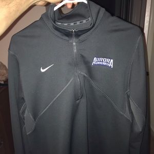 Men’s 1/2 zip Nike pullover